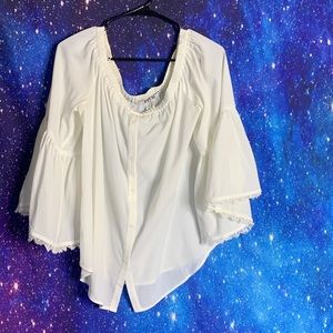 VTCH- White Oversized Long Sleeve Blouse size M